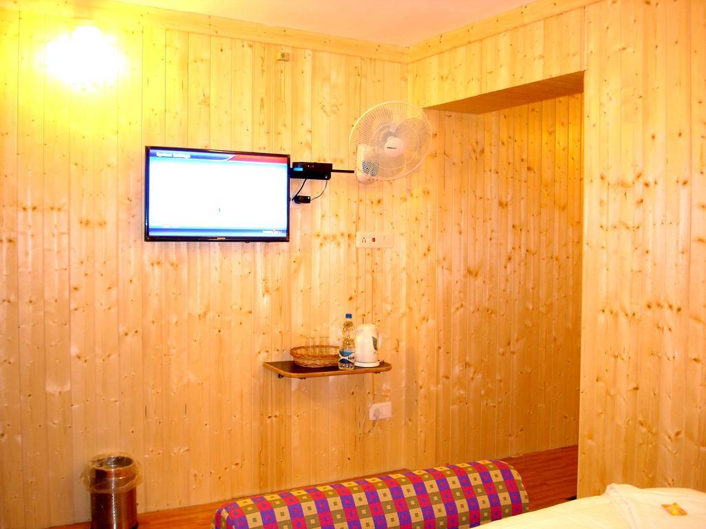 Ikraam Inn Bed & Breakfast Srīnagar Habitación foto